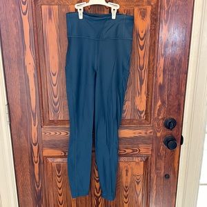 Lululemon leggings size 4